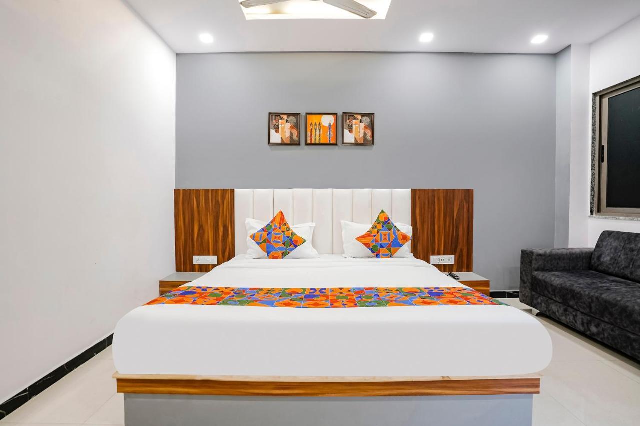 Fabhotel Magnus Surate Extérieur photo