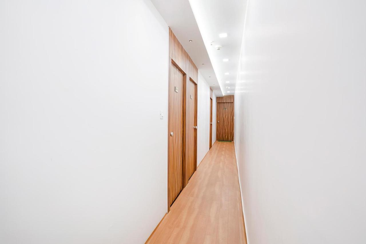 Fabhotel Magnus Surate Extérieur photo